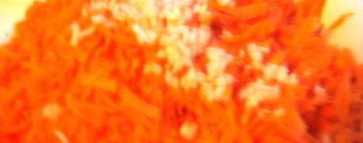 Шаг 6: моркови по-корейски с луком