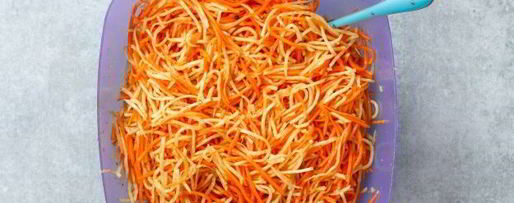 Шаг 11: моркови по-корейски с сельдереем