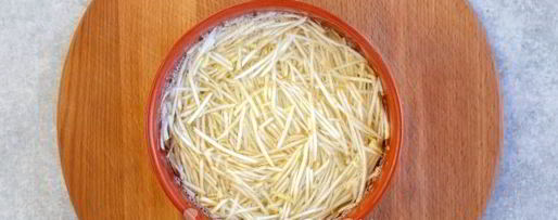 Шаг 3: моркови по-корейски с сельдереем