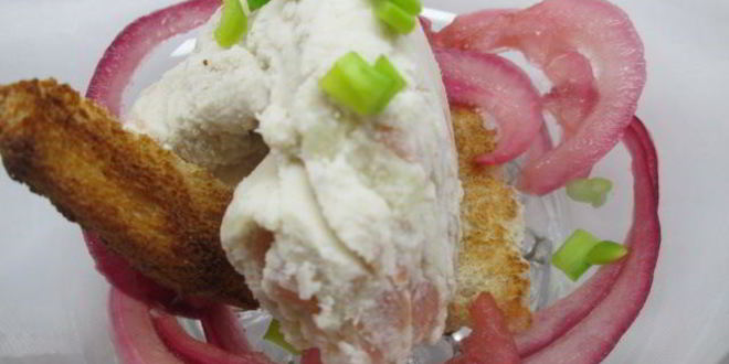 Рецепт мороженого-закуски с сельдью и маринованным луком