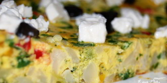 Рецепт фриттаты с брокколи, цветной капустой и фетой