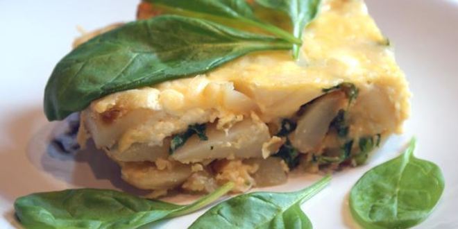 Рецепт фриттаты с картофелем, шпинатом и творожным сыром