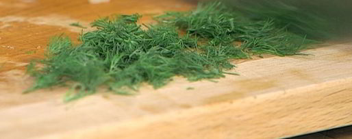 Шаг 7: испанского омлета с картофелем, семгой и укропом