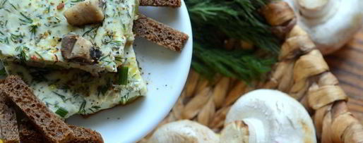 Шаг 4: омлета на сметане с шампиньонами и кабачками