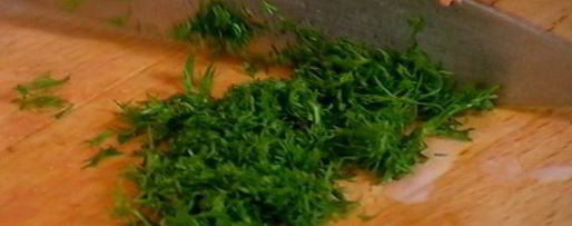 Шаг 3: омлета с форелью и укропом