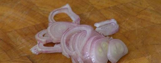 Шаг 2: омлета с грибами, руколой и голубым сыром