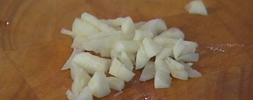 Шаг 3: омлета с грибами, руколой и голубым сыром