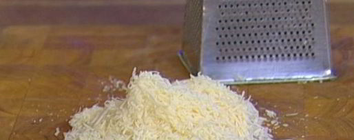 Шаг 6: омлета с грибами, руколой и голубым сыром