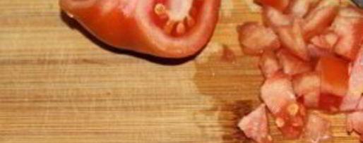 Шаг 1: омлета с помидорами в микроволновке