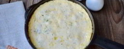 Шаг 3: омлета с помидорами