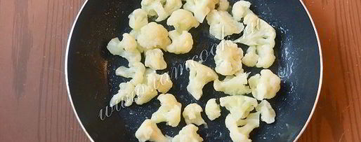 Шаг 3: омлета с цветной капустой и кукурузой