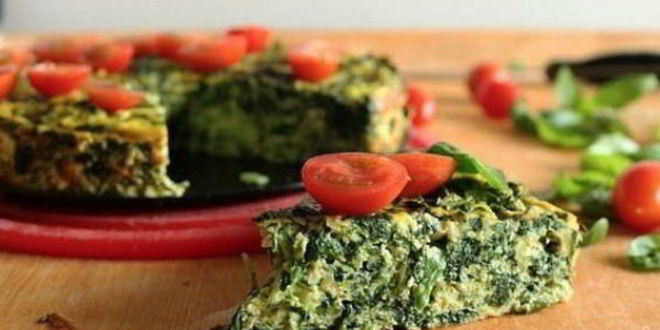 Рецепт омлета с творогом и шпинатом