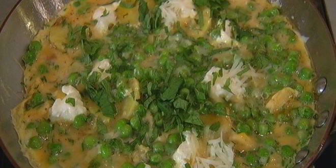 Рецепт омлета с зеленым горошком, картофелем и сыром