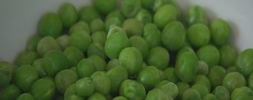 Шаг 1: омлета с зеленым горошком, картофелем и сыром