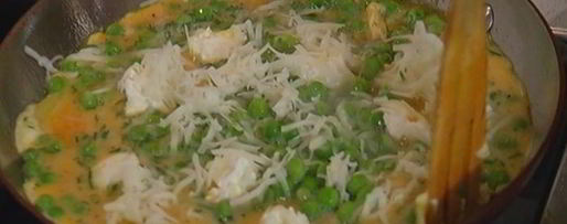 Шаг 9: омлета с зеленым горошком, картофелем и сыром