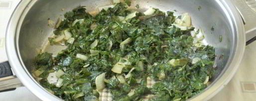 Шаг 5: омлета со шпинатом и сыром