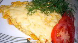 Рецепт Сытного омлета с овощами и курицей