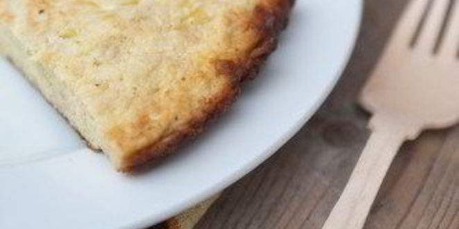 Рецепт яблочной фриттаты с чеддером