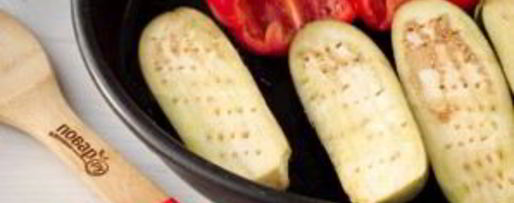 Шаг 1: баклажанно-перечного паштет с орехами