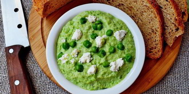 Рецепт нежного паштета из зеленого горошка