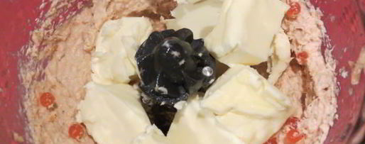 Шаг 1: паштета из форели с икрой