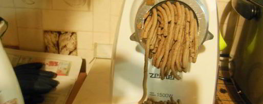 Шаг 4: паштета из индюшиной печени с орехами и виноградом