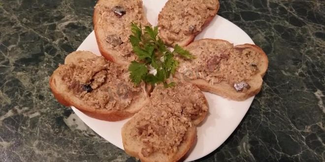 Рецепт паштета из копченой скумбрии и грецких орехов