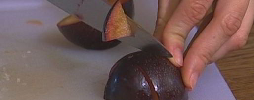 Шаг 6: паштета из кролика со сливами