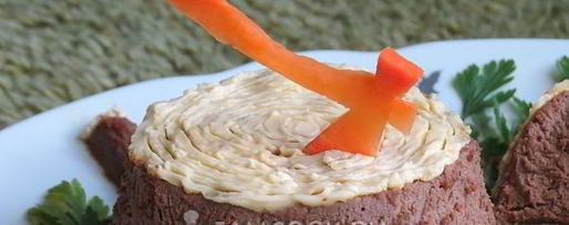 Шаг 11: паштета из куриной печени нарезной