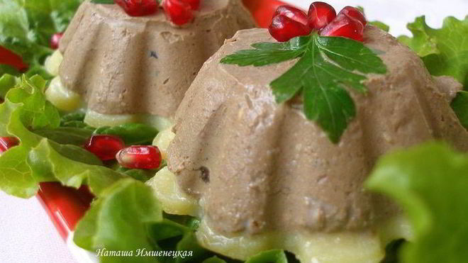 Рецепт Паштета из куриной печени с черносливом и орехами