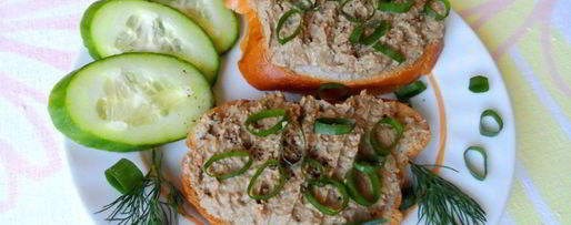 Шаг 8: паштета из куриной печени с укропом