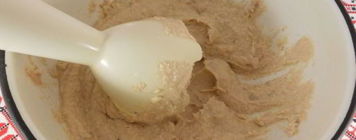 Шаг 3: паштета из молок слабосоленой сельди