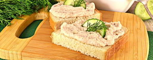 Шаг 5: паштета из молок слабосоленой сельди