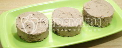 Шаг 7: паштета из печени новогодний