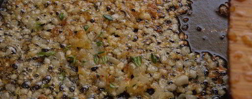 Шаг 2: паштета из вяленых томатов и белой фасоли