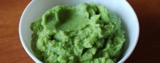 Шаг 3: паштета из зеленого горошка и авокадо с мятой