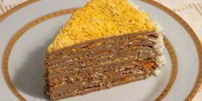 Рецепт печеночного торта с морковкой и луком