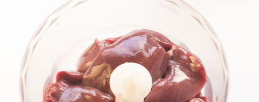 Шаг 2: печеночного торта с шампиньонами