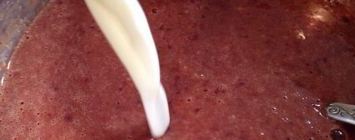 Шаг 4: торта из печеночных блинов весна шагает по планете