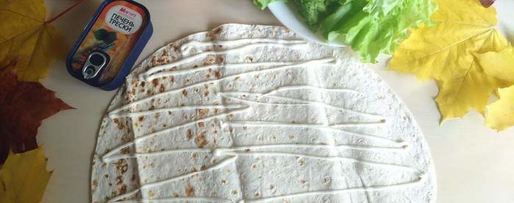 Шаг 1: ролла с печенью трески