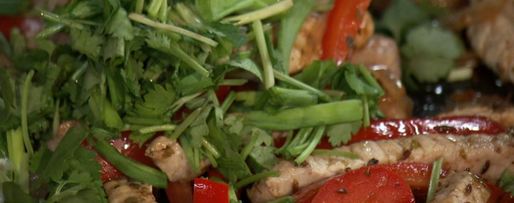 Шаг 1: ролла со свининой