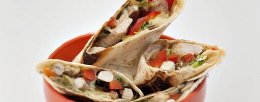 Шаг 3: ролла со свининой