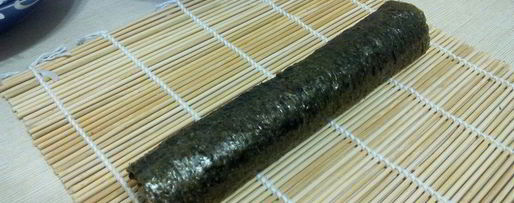 Шаг 3: роллов по-домашнему со слабосоленой семгой