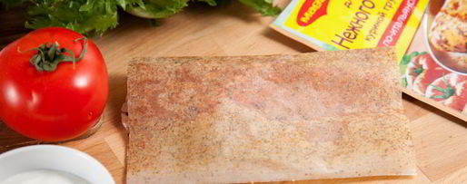 Шаг 2: роллов с куриной грудкой и салатом