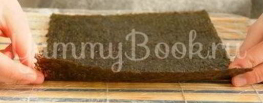 Шаг 4: роллов с лососем и филадельфией