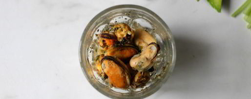 Шаг 2: роллов с мидиями и овощами