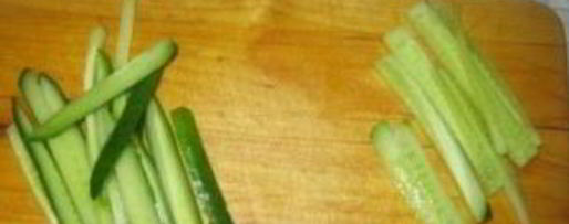 Шаг 1: роллов с огурцом и сыром