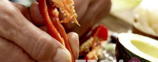 Шаг 2: роллов с огурцом