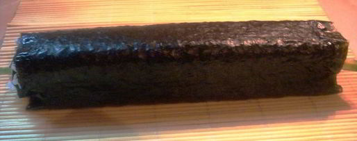 Шаг 9: роллов с семгой и авокадо