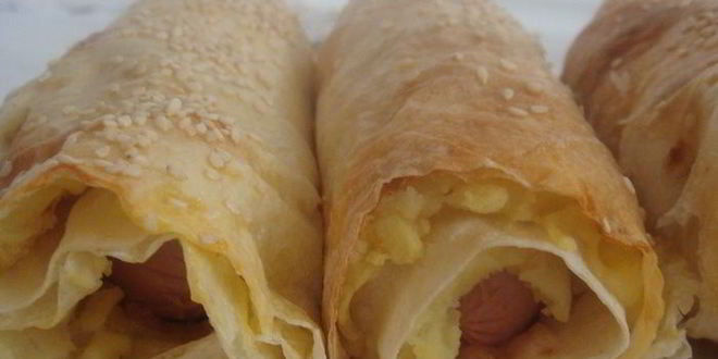 Рецепт роллов с сосисками и картофельным пюре